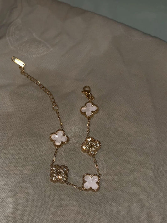 White k4 sprinkly bracelet