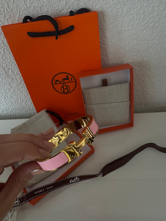 H Bracelet Pink met Doos en Zakje