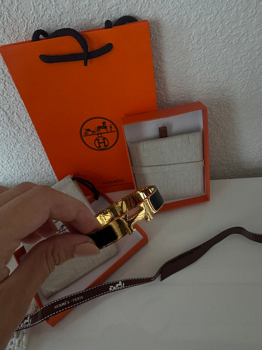 H Bracelet Black met Doos en Zakje